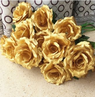 Подарить цветы на день рождения лучше в оригинальной композиции – заказать букет можно в салоне «Парижанка».