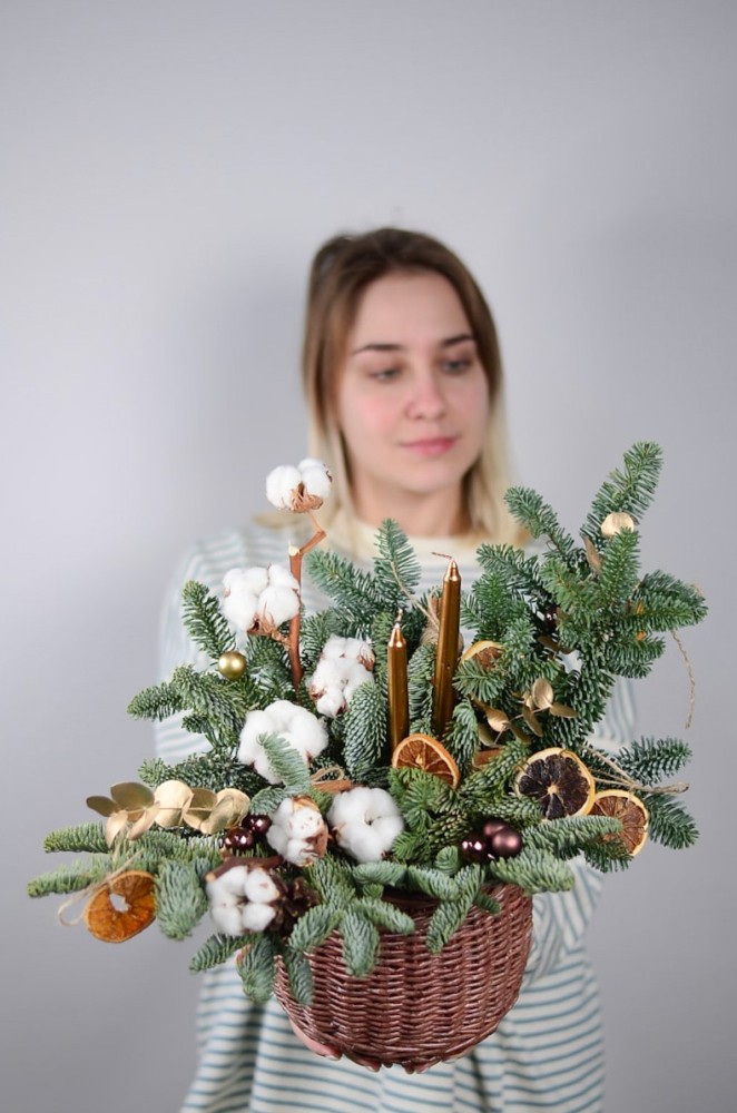 Праздничная композиция со свечами — изображение 4