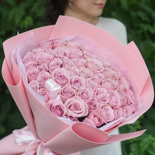 Букет из 51 розовой розы