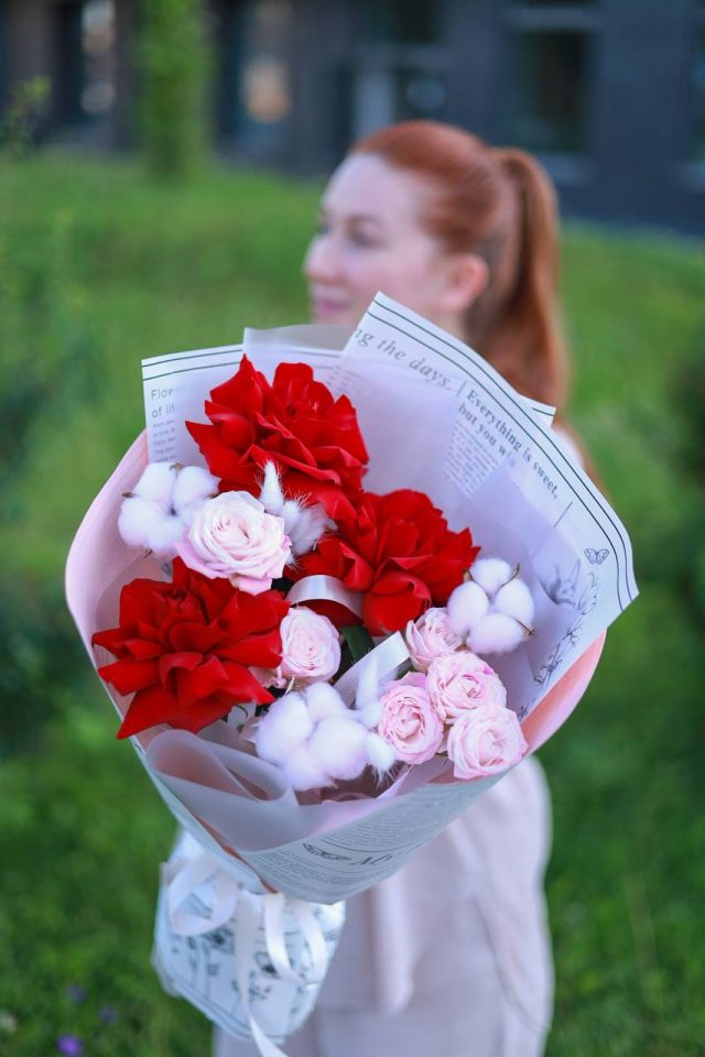 Кружевной букет с французскими розами — изображение 2