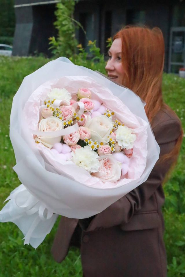 Прелестный букет в нежной гамме — изображение 2
