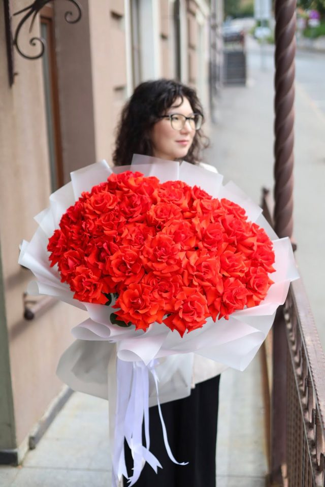 Роскошный букет крупных французских роз (35) — изображение 3