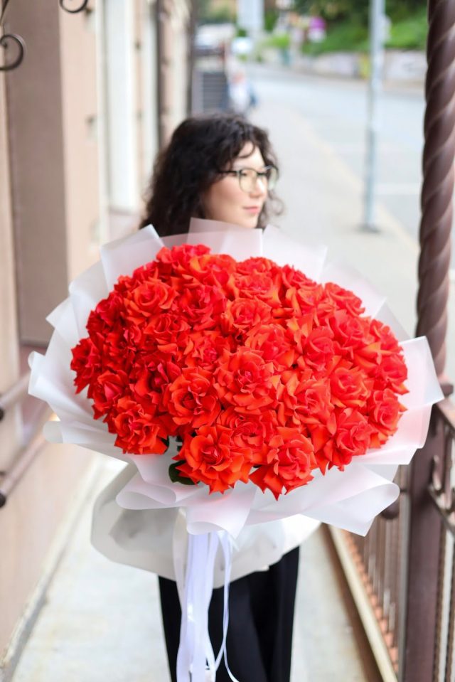 Роскошный букет крупных французских роз (35) — изображение 4