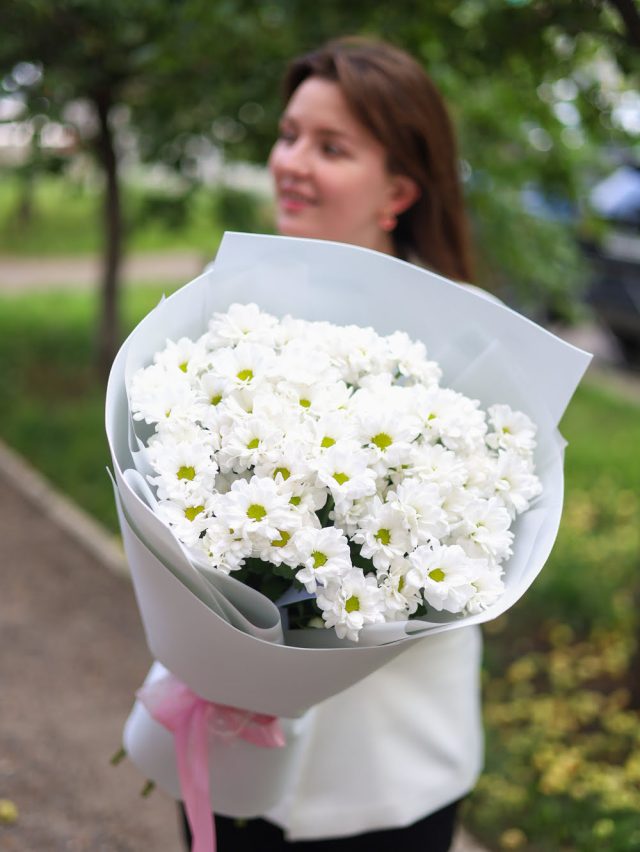 Стойкий букет кустовых хризантем (9) — изображение 2