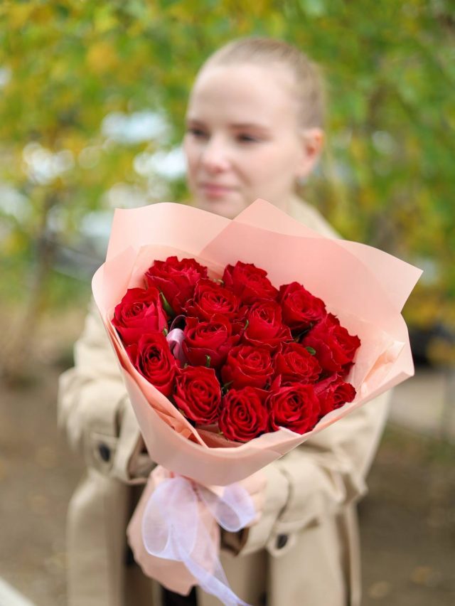 Букет красных роз — изображение 2