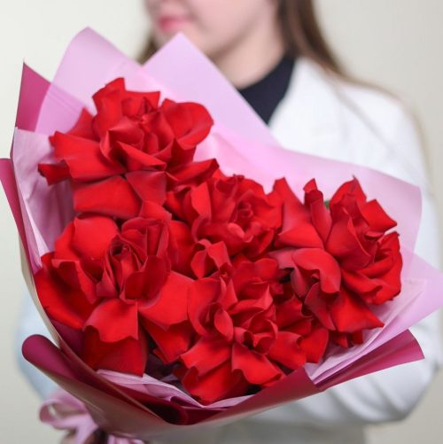 Букет ажурных роз