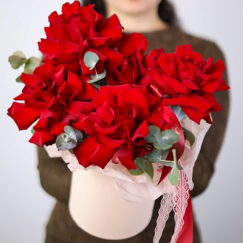 Стильная композиция с французскими розами