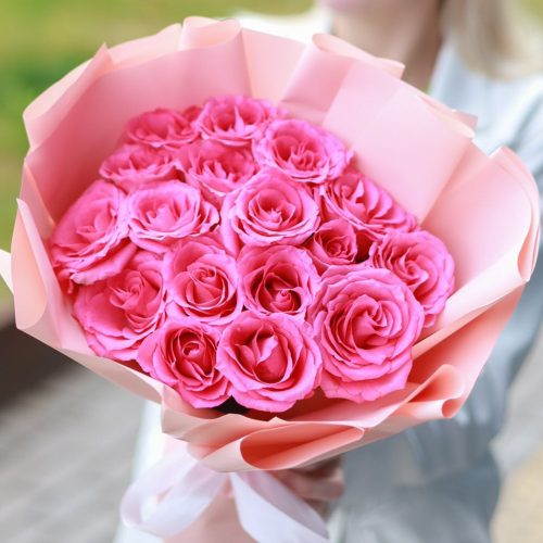 Букет розовых роз