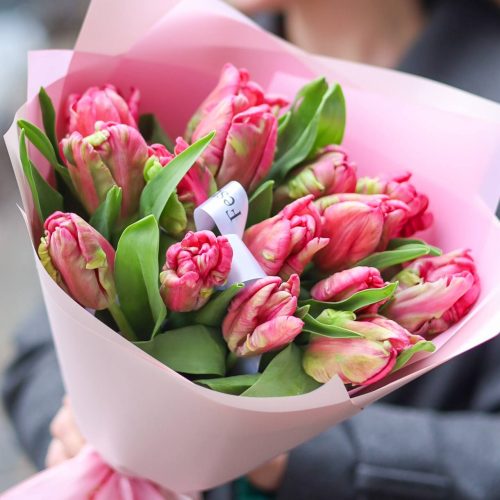 Прекрасный букет тюльпанов