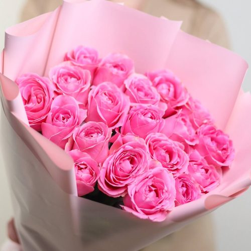 Обворожительный букет роз