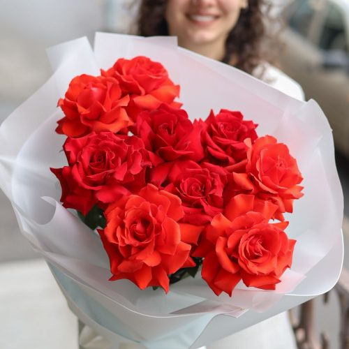 Объемный букет французских роз