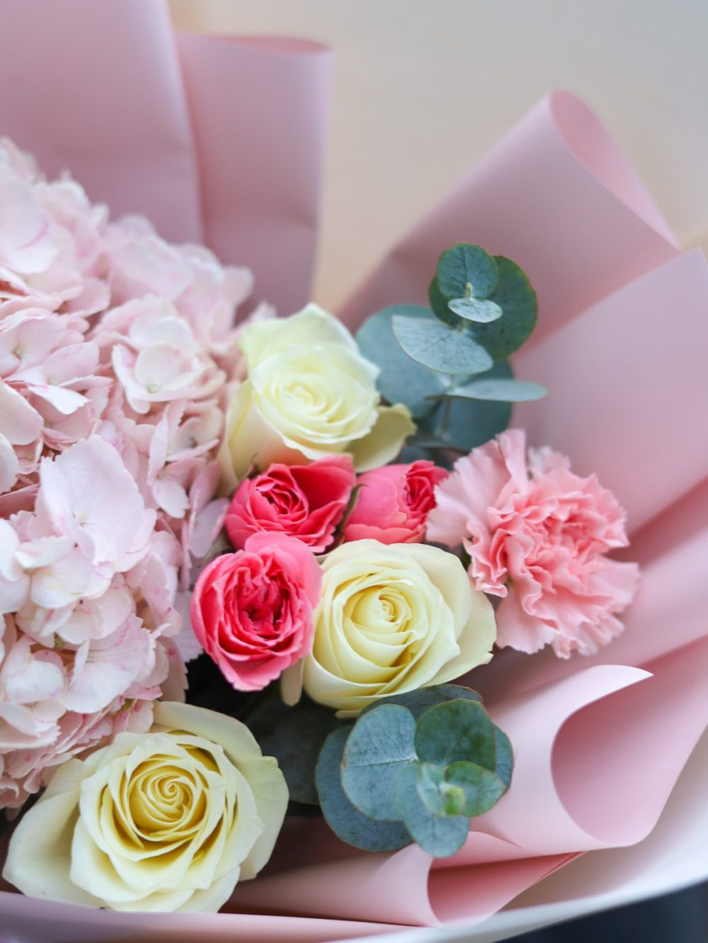 Стильный букет в нежной гамме — изображение 3