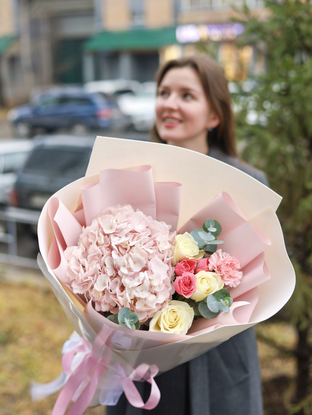 Стильный букет в нежной гамме — изображение 2