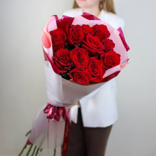 Роскошные метровые розы