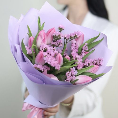 Милый букет с тюльпанами