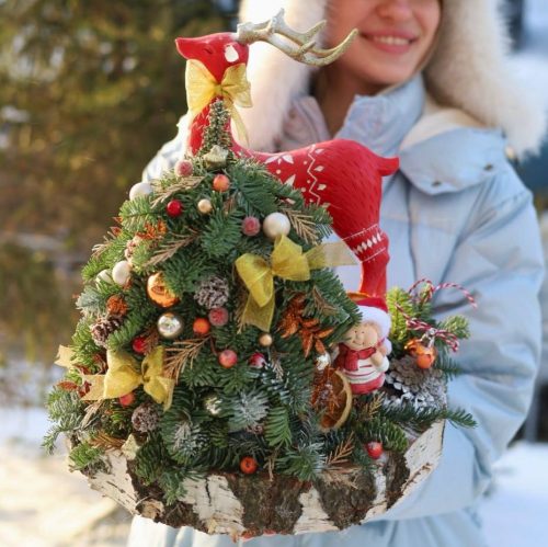Новогодняя ёлочка на спиле с оленем