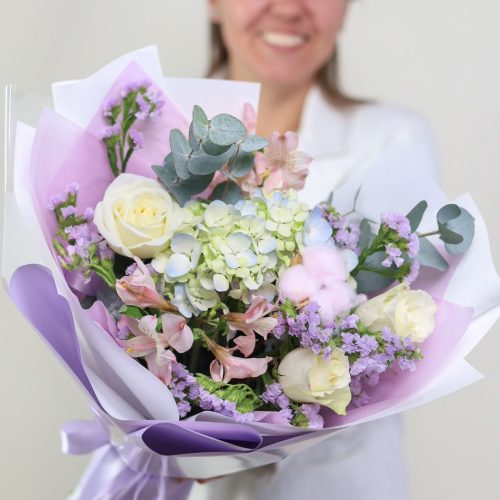 Лавандовый букет с воздушной гортензией