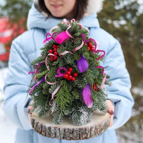 Праздничная ёлочка из натуральной ели