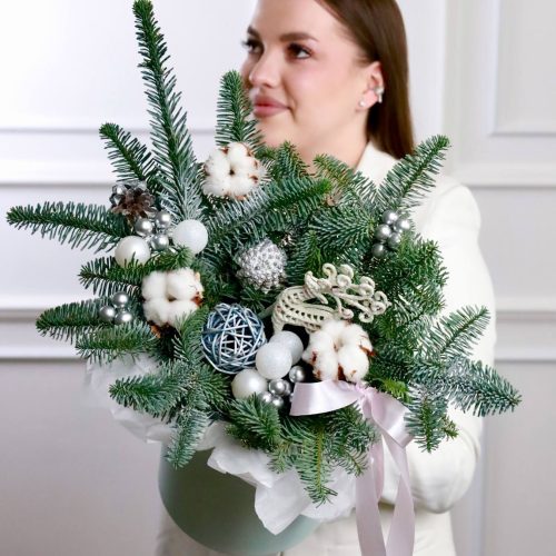 Композиция " Северный олень"