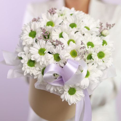 Милая композиция с хризантемой