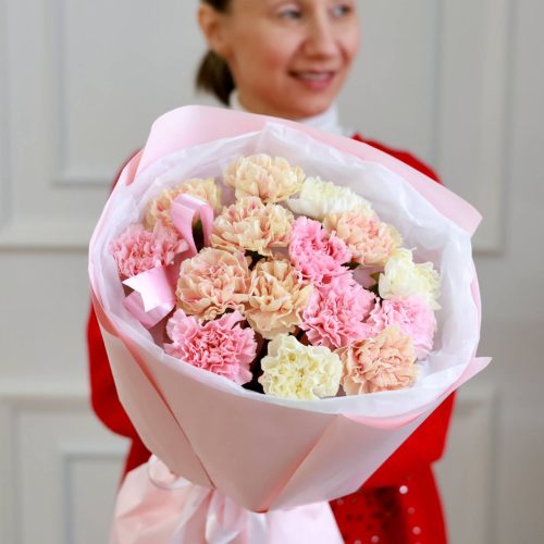 Милый  букет стойких диантусов