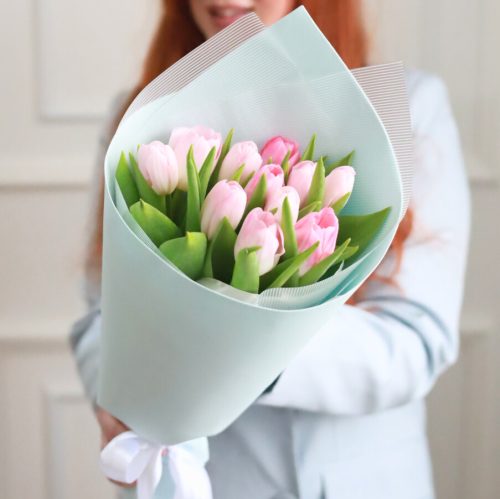 Букет из 11 розовых тюльпанов